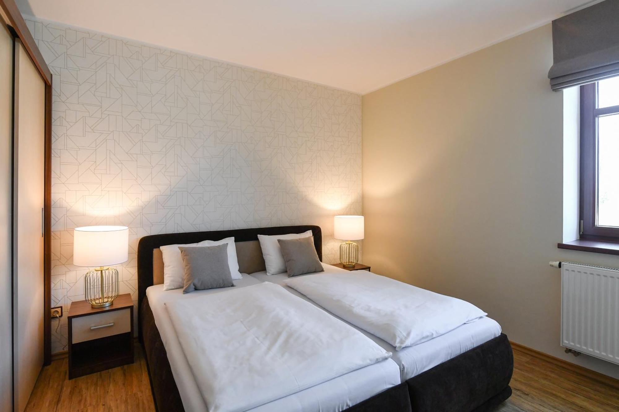 Apartmany Na Seniku トレボン エクステリア 写真