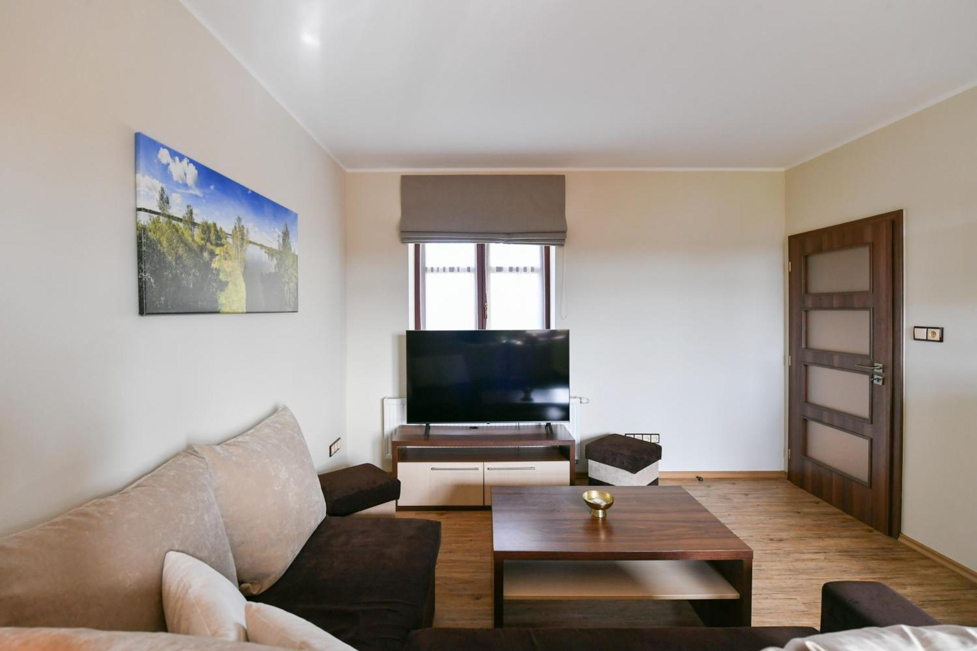 Apartmany Na Seniku トレボン エクステリア 写真
